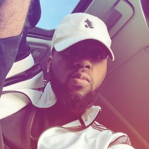 Meet your Posher, Clifford